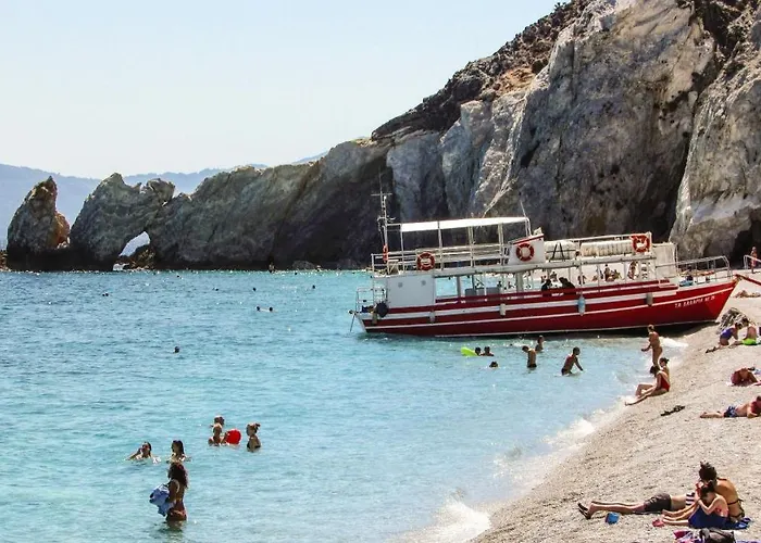 Charming Santorini 2 Bedrooms Premium Private Heated Pool Villa