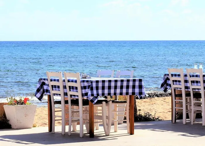 Charming Santorini 2 Bedrooms Premium Private Heated Pool Perissa (Santorini)